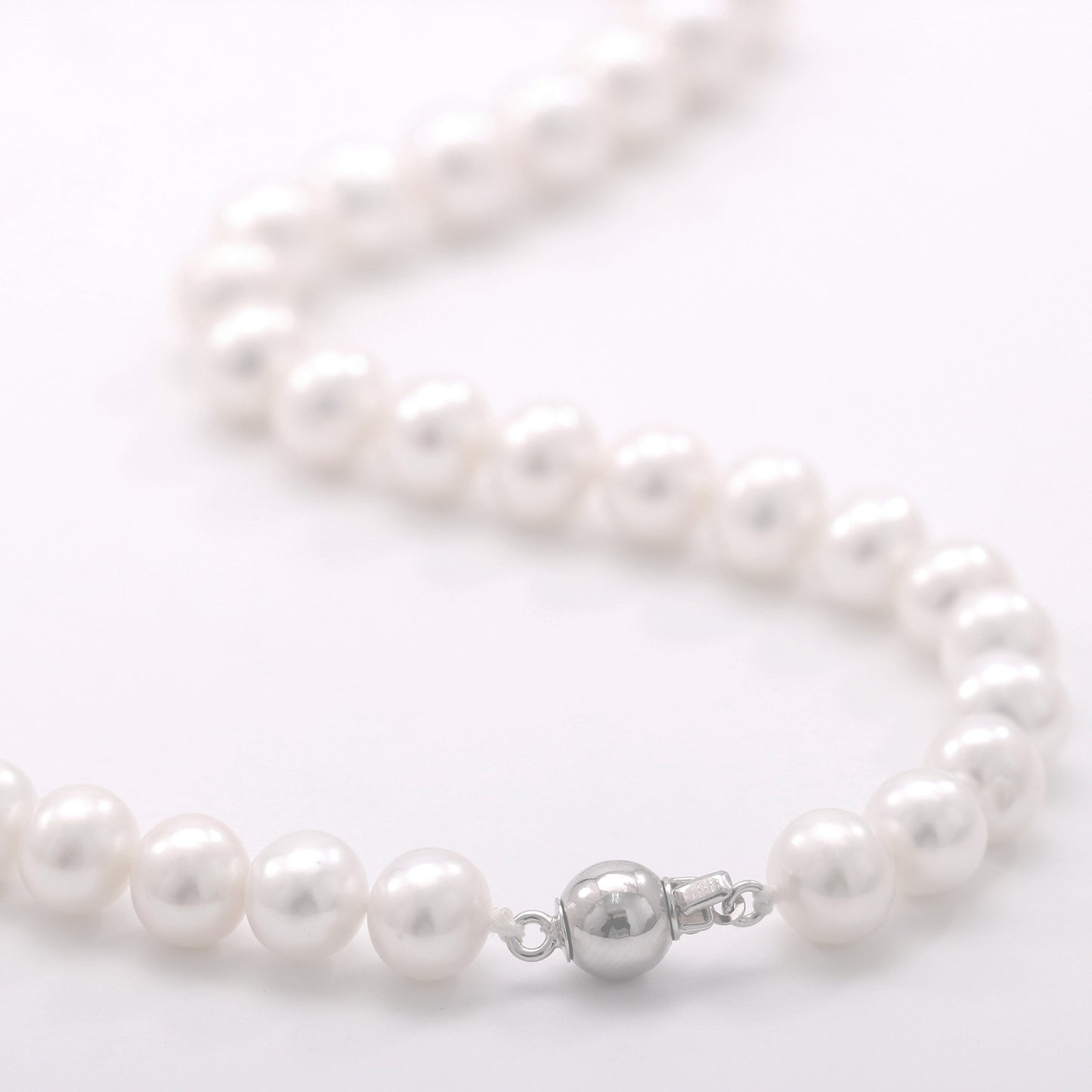 Natural Fresh Water Pearls Necklaces for Women 8-9mm Pearl Chain Choker