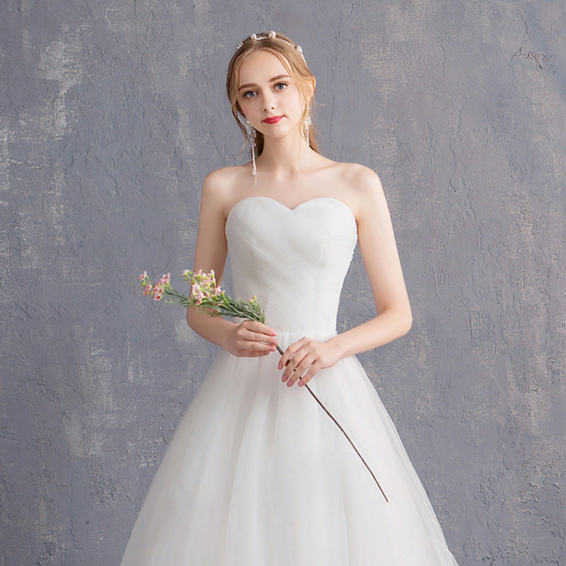 BelaCustom Tube Top Pleated Elegant Simple Design Sleeveless A-Line Beach Lawn Wedding Dress