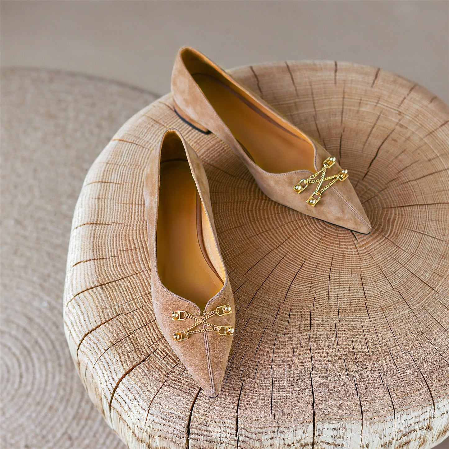 Women's Pointed Toe Suede Leather Handmade Metal Ornament Casual Flat Shoes