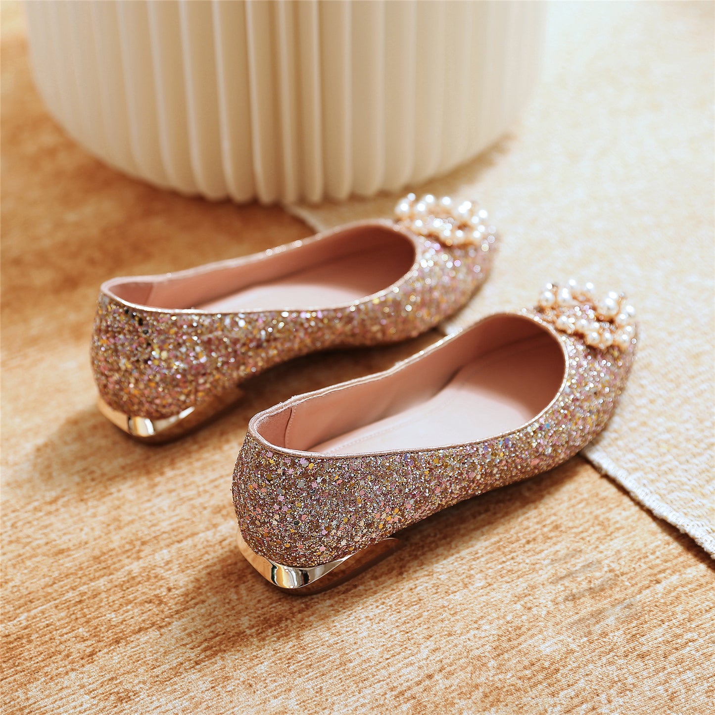 Women's Handmade Glitter Pointed Toe Pearls Pattern Slip On Flat Weeding Shoes